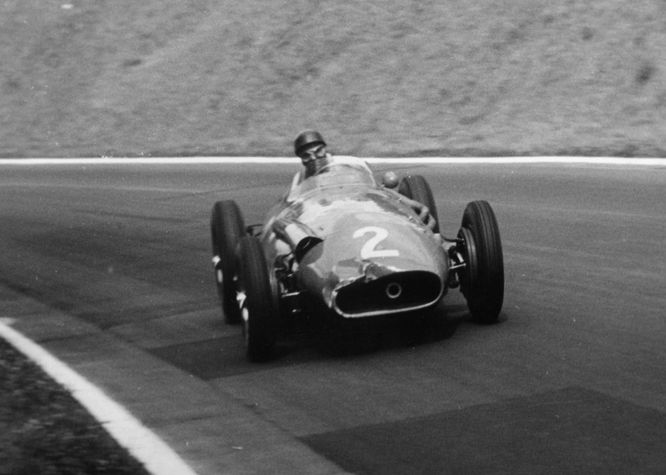 1957-Fangio-Maserati